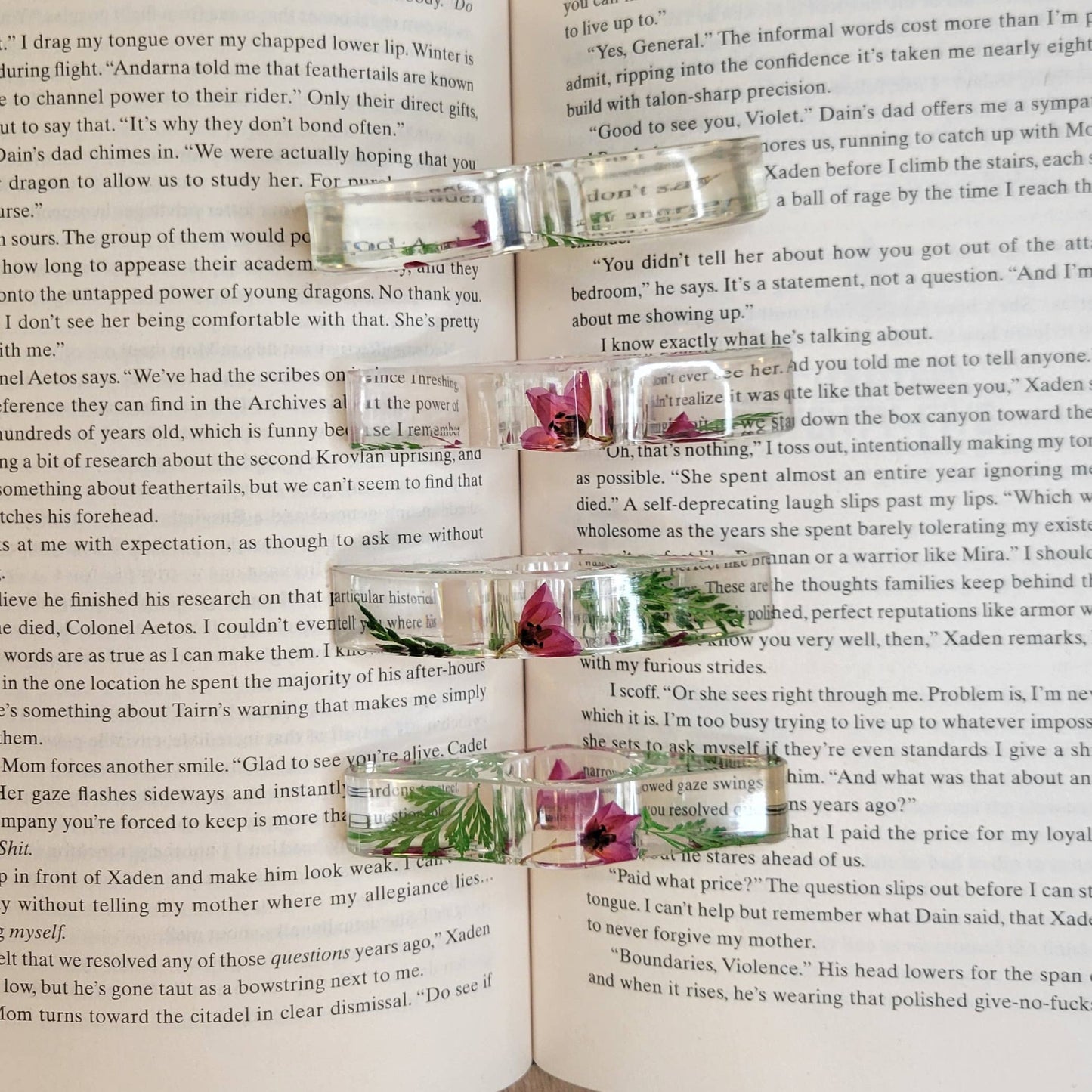 Floral Book Page Holder, Flower Thumb Page Spreader