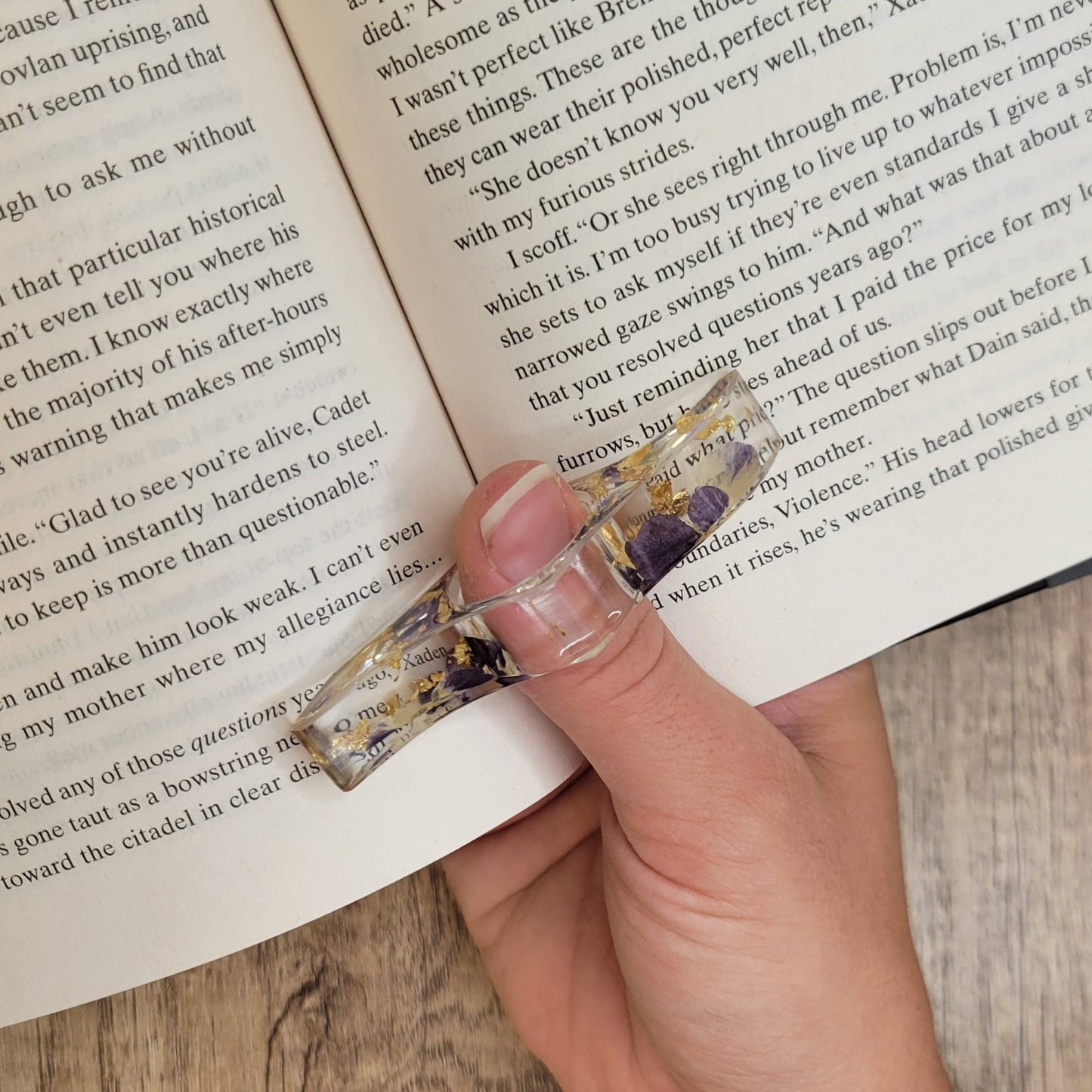 Floral Book Page Holder, Flower Thumb Page Spreader