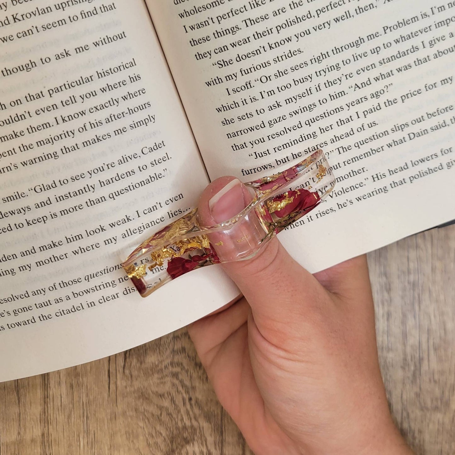 Floral Book Page Holder, Flower Thumb Page Spreader