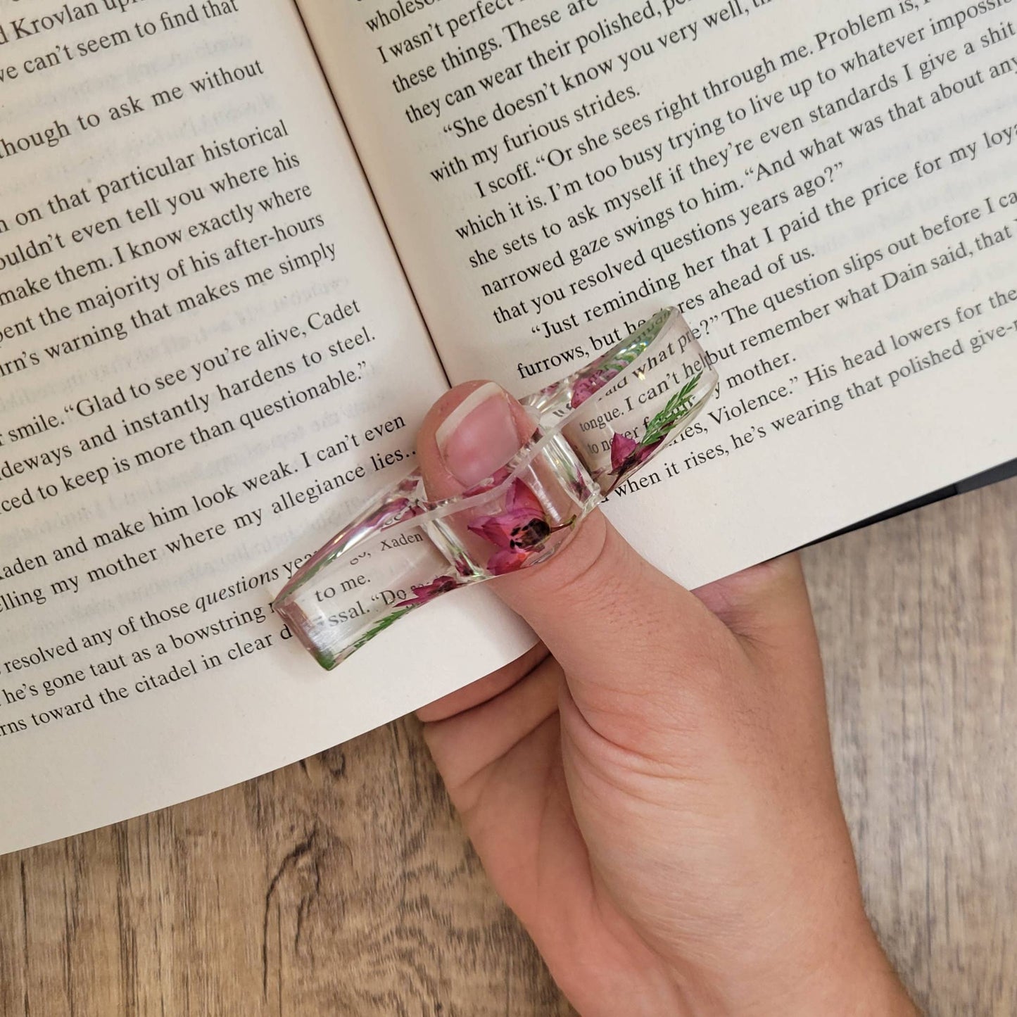 Floral Book Page Holder, Flower Thumb Page Spreader