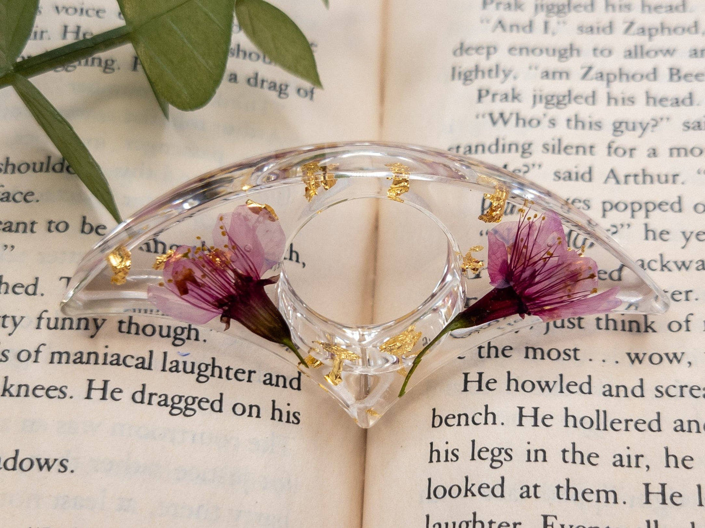 Floral Book Page Holder, Flower Thumb Page Spreader