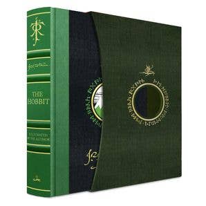 Hobbit Deluxe Illustrated Edition by J.R.R. Tolkien