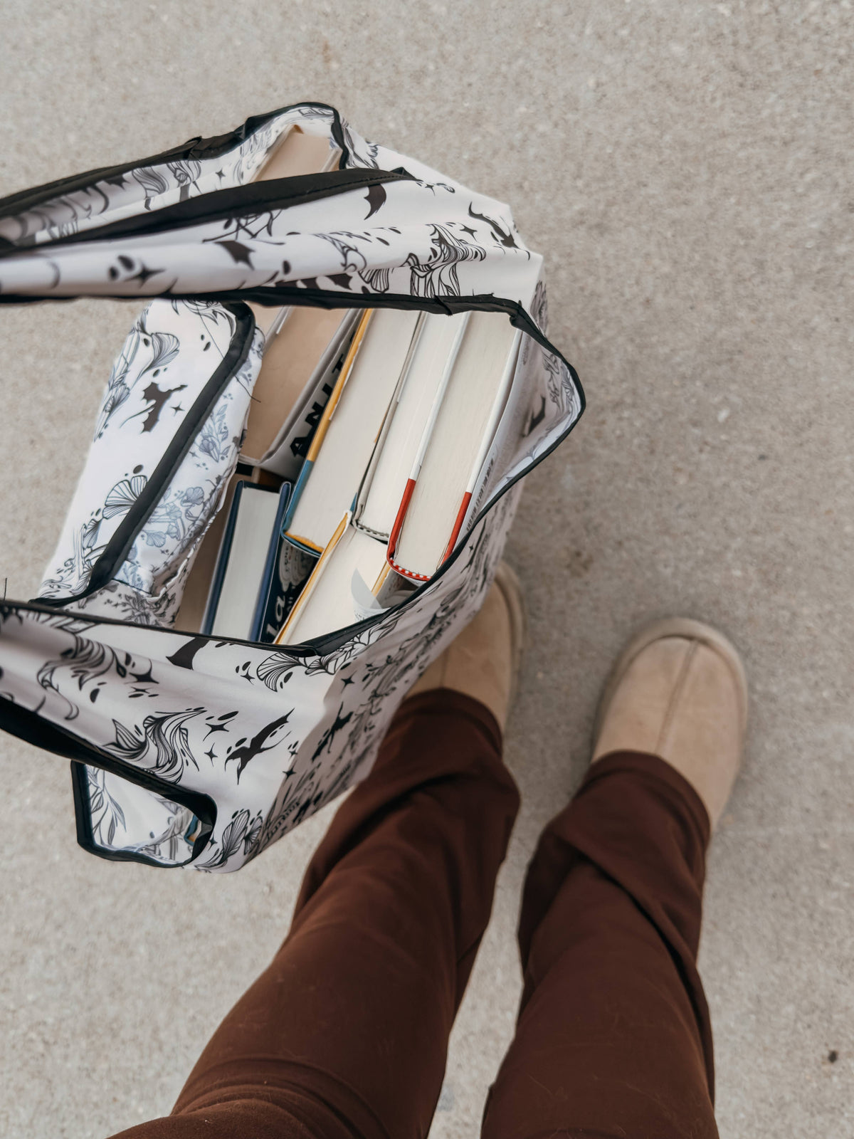 Ivory Swords | Reusable Bookish Foldable Grocery Tote Bag