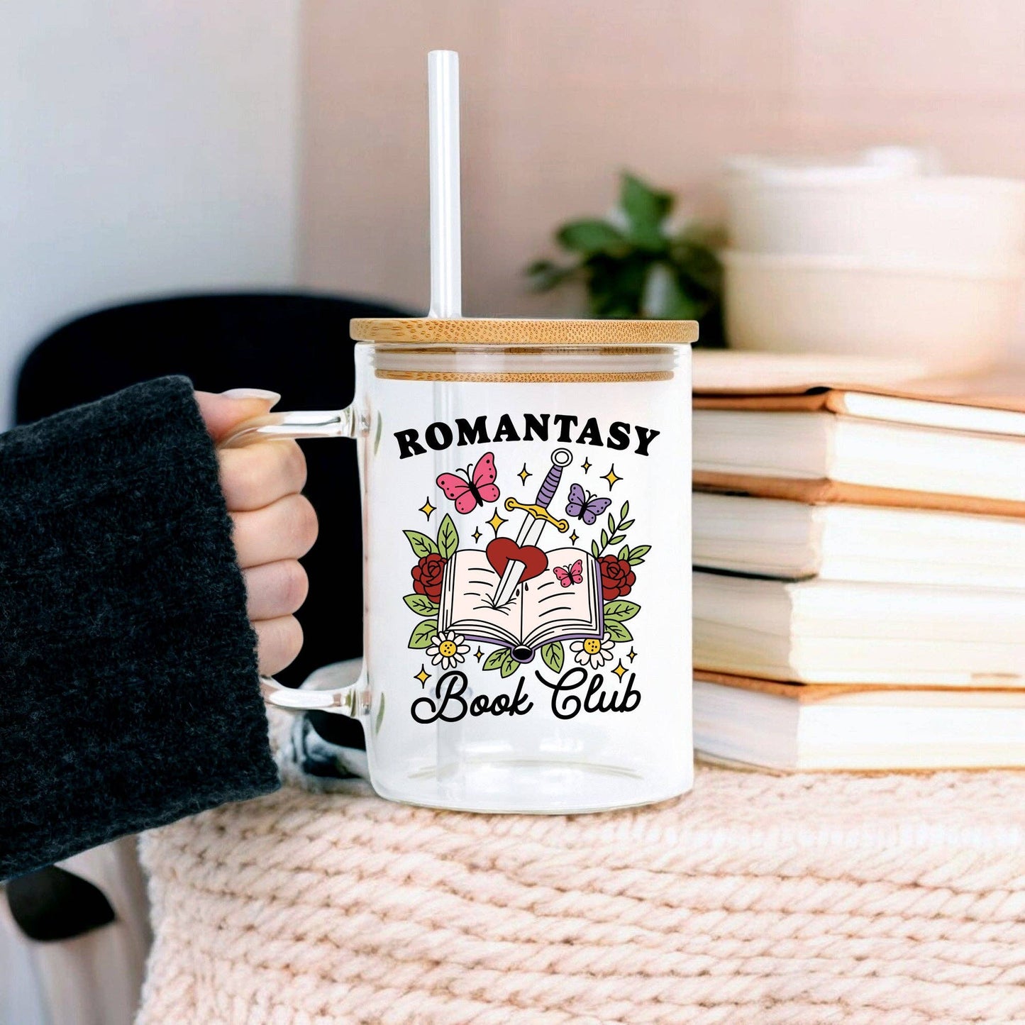 Romantasy 17oz Glass Mug With Lid and Straw